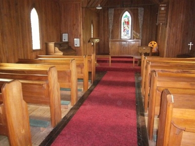 gallery/pews